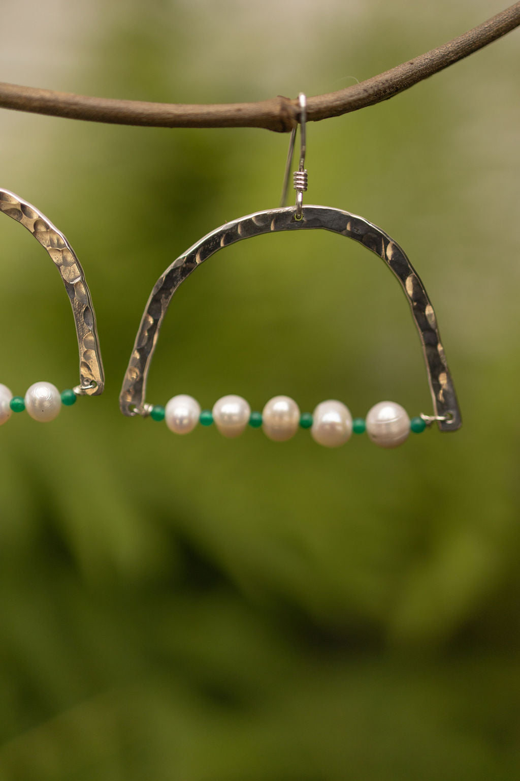 STERLING SILVER EMERALD BEAD & PEARL EARRINGS